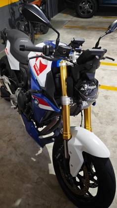BMW F 900 R SPORT PLUS BMW F 900 R SPORT PLUS